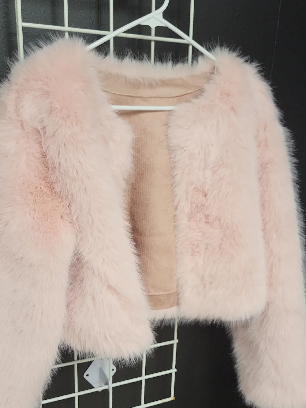 Women's Blush Pink Faux Fur Jacket, Size M - Picture 3 of 7